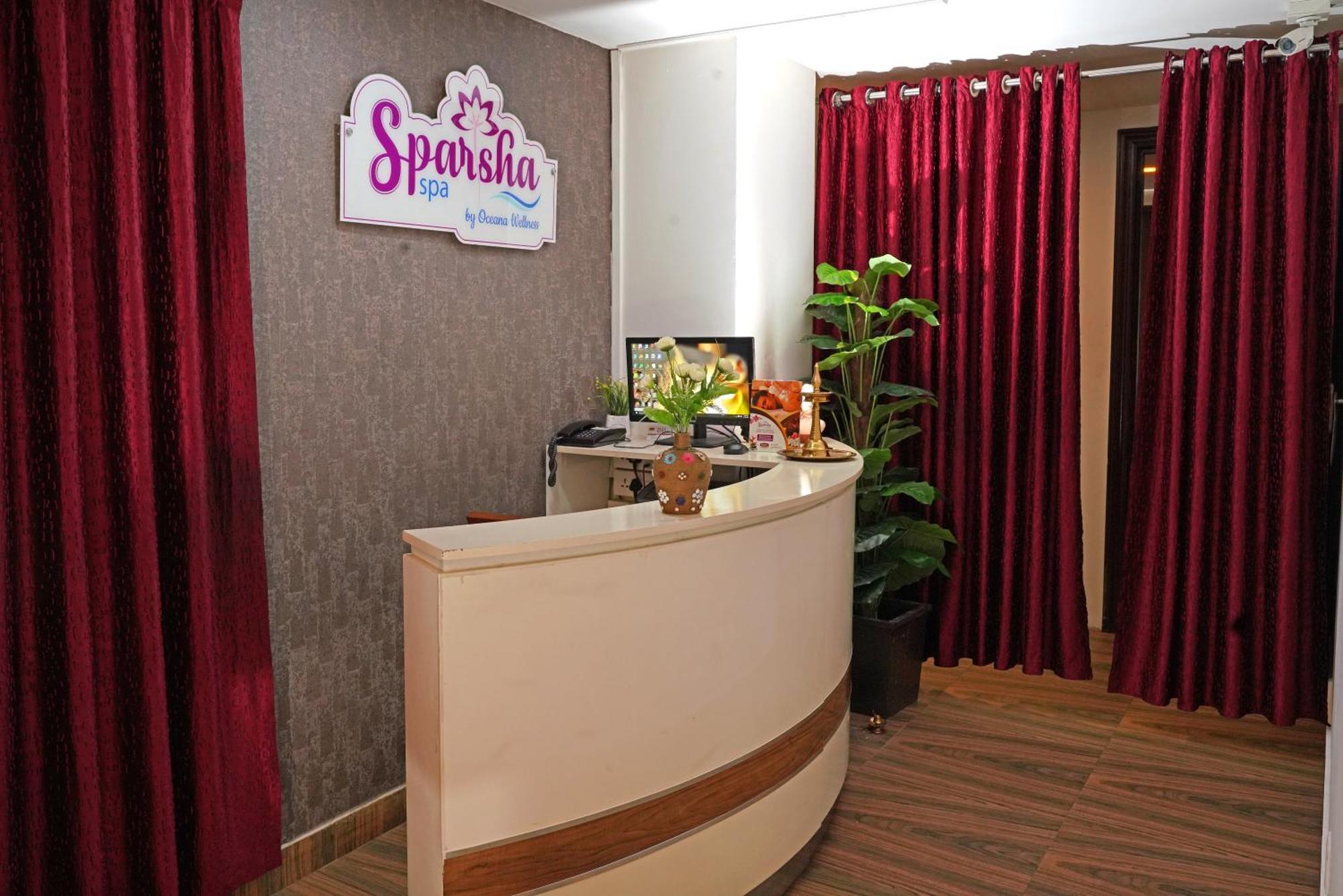 Kga Elite Continental Hotel Tiruvalla Extérieur photo