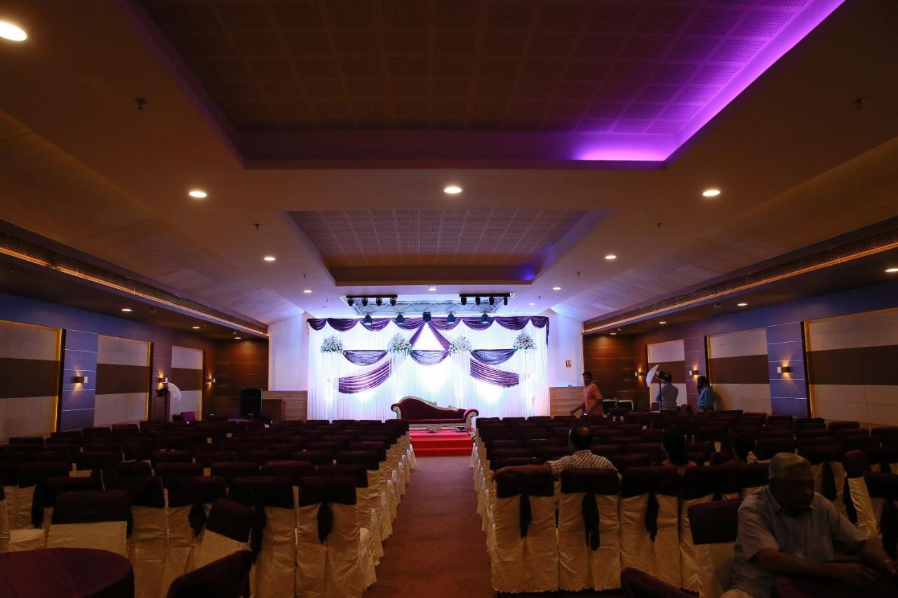 Kga Elite Continental Hotel Tiruvalla Extérieur photo
